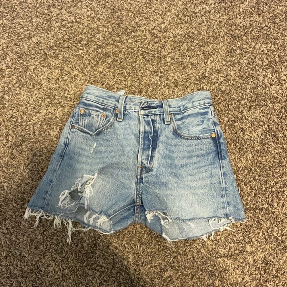 Levi shorts